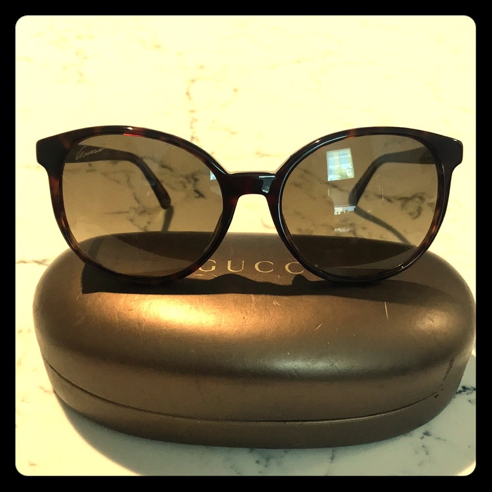 AUTHENTIC Gucci Round Sunglasses
